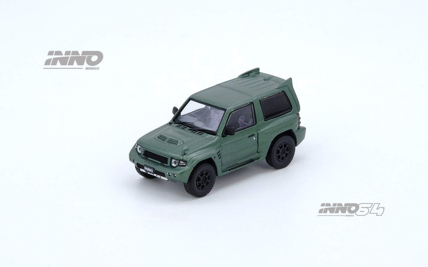 **PRE ORDER** INNO64 Mitsubishi Pajero Evolution - Satin Green