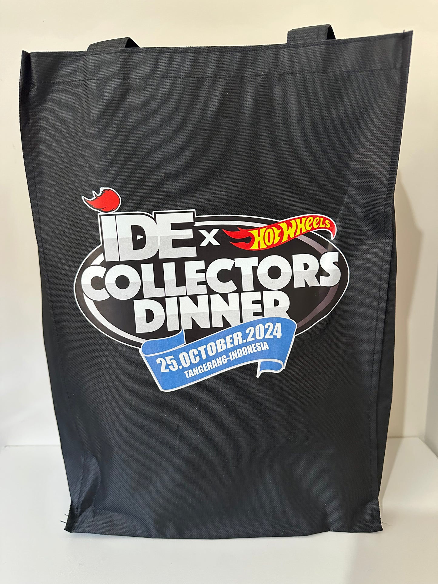 2024 Hot Wheels Malaysia / Singapore / Indonesia Expo Dinner Car Bundle