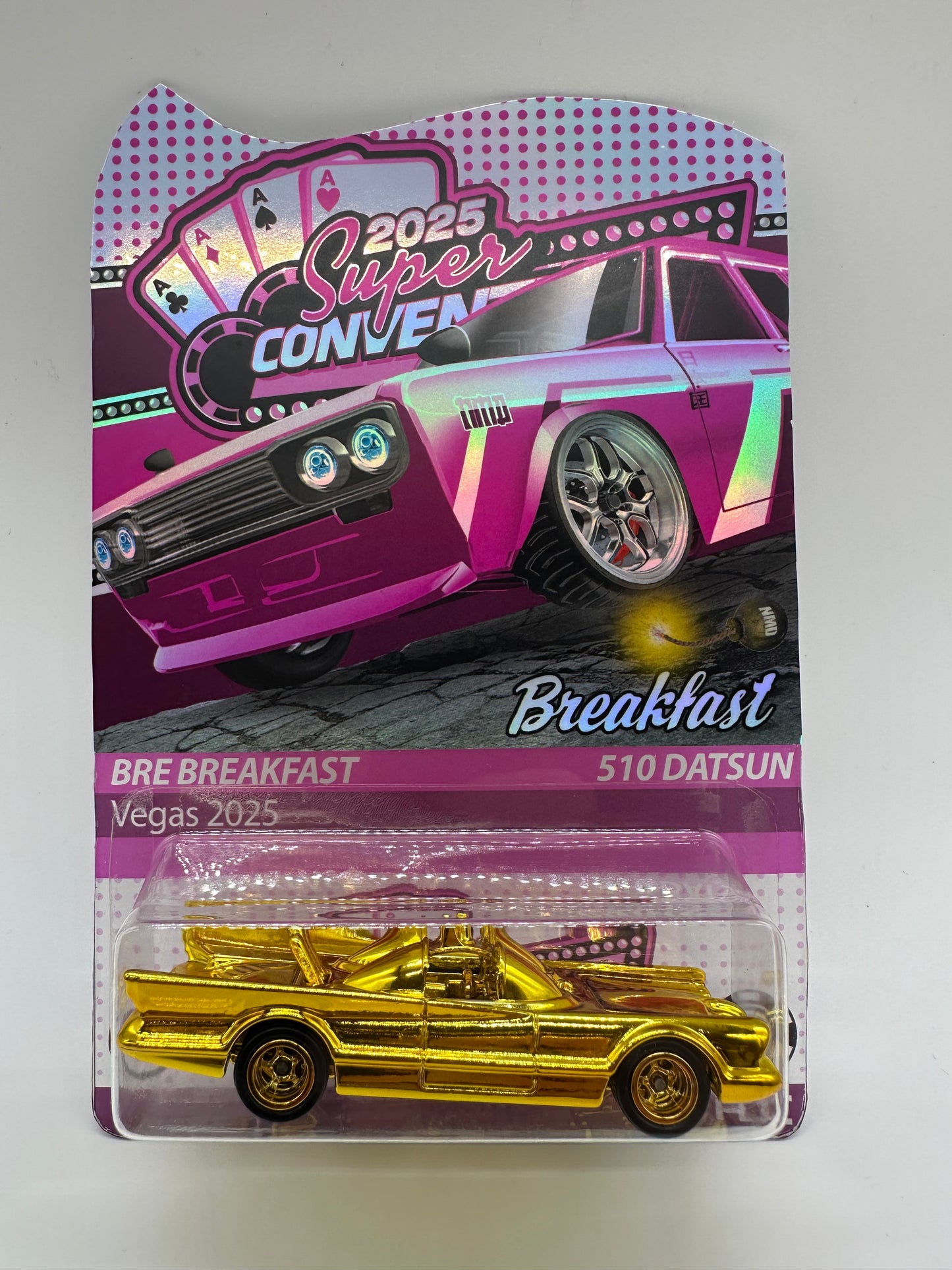 Hot Wheels 2025 Las Vegas SuperCon Golden 1966 Batmobile Breakfast Car