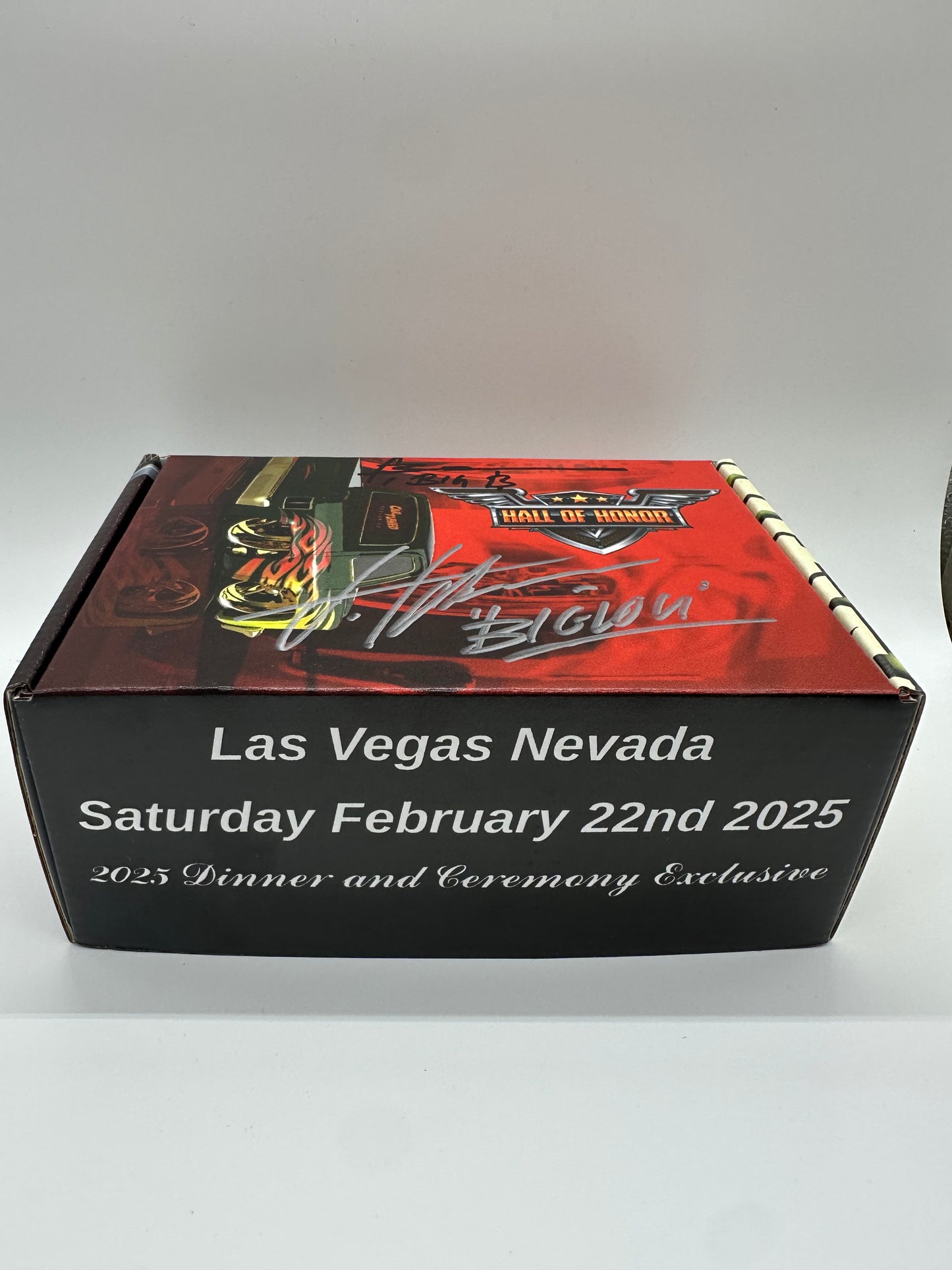 Car Tuned 2025 Las Vegas SuperCon Hall Of Honor Dinner Car Box Set Chevy C10 Signed + Poster's