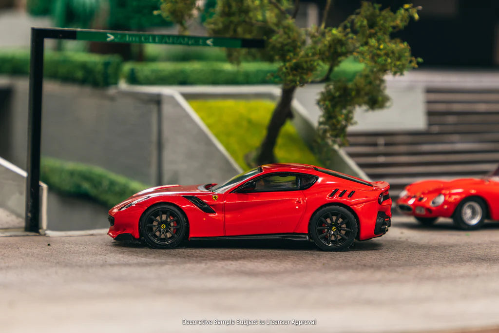 **PRE ORDER** Centauria / IXO Models Ferrari F12 TDF 2015