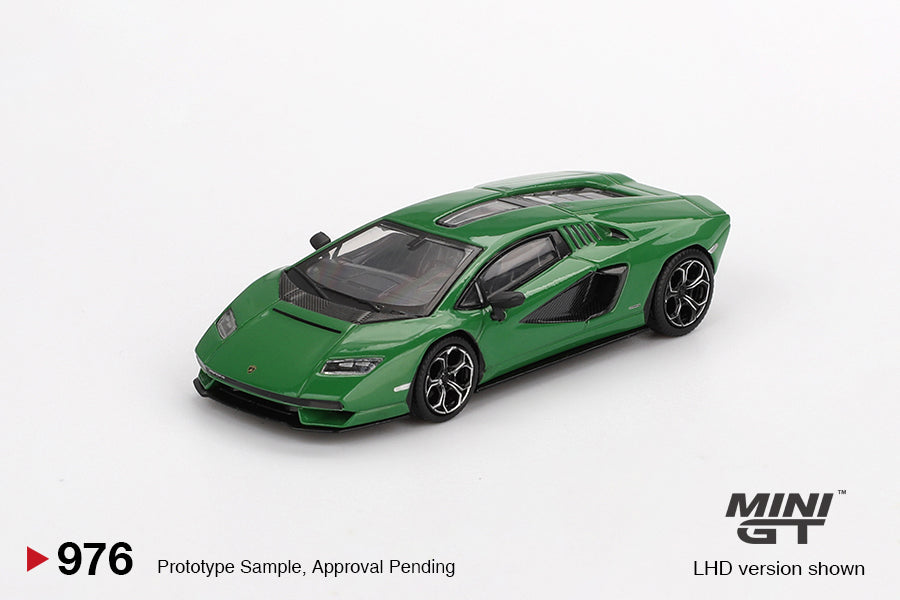 **PRE ORDER** Mini GT Lamborghini Countach LPI 800-4 Verde Medio