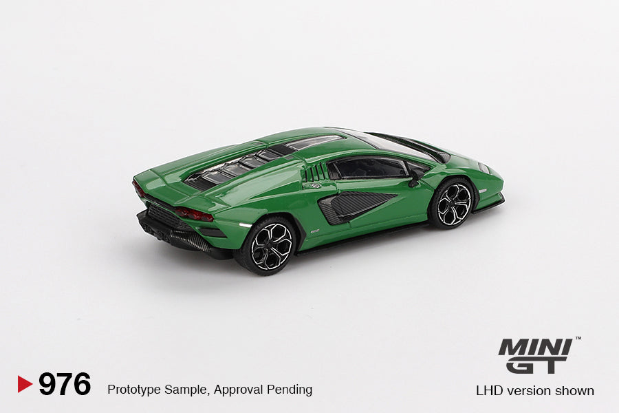 **PRE ORDER** Mini GT Lamborghini Countach LPI 800-4 Verde Medio