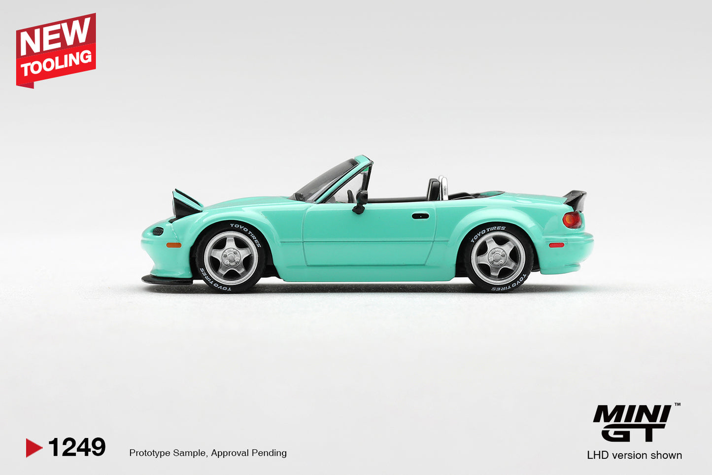 **PRE ORDER** Mini GT Mazda MX-5 (NA) Pandem Mint Green – NEW TOOLING MGT01249