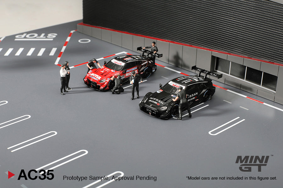 **PRE ORDER** Mini GT Diorama: Nissan Motorsports & Customising CO.,LTD. NISMO Operation
