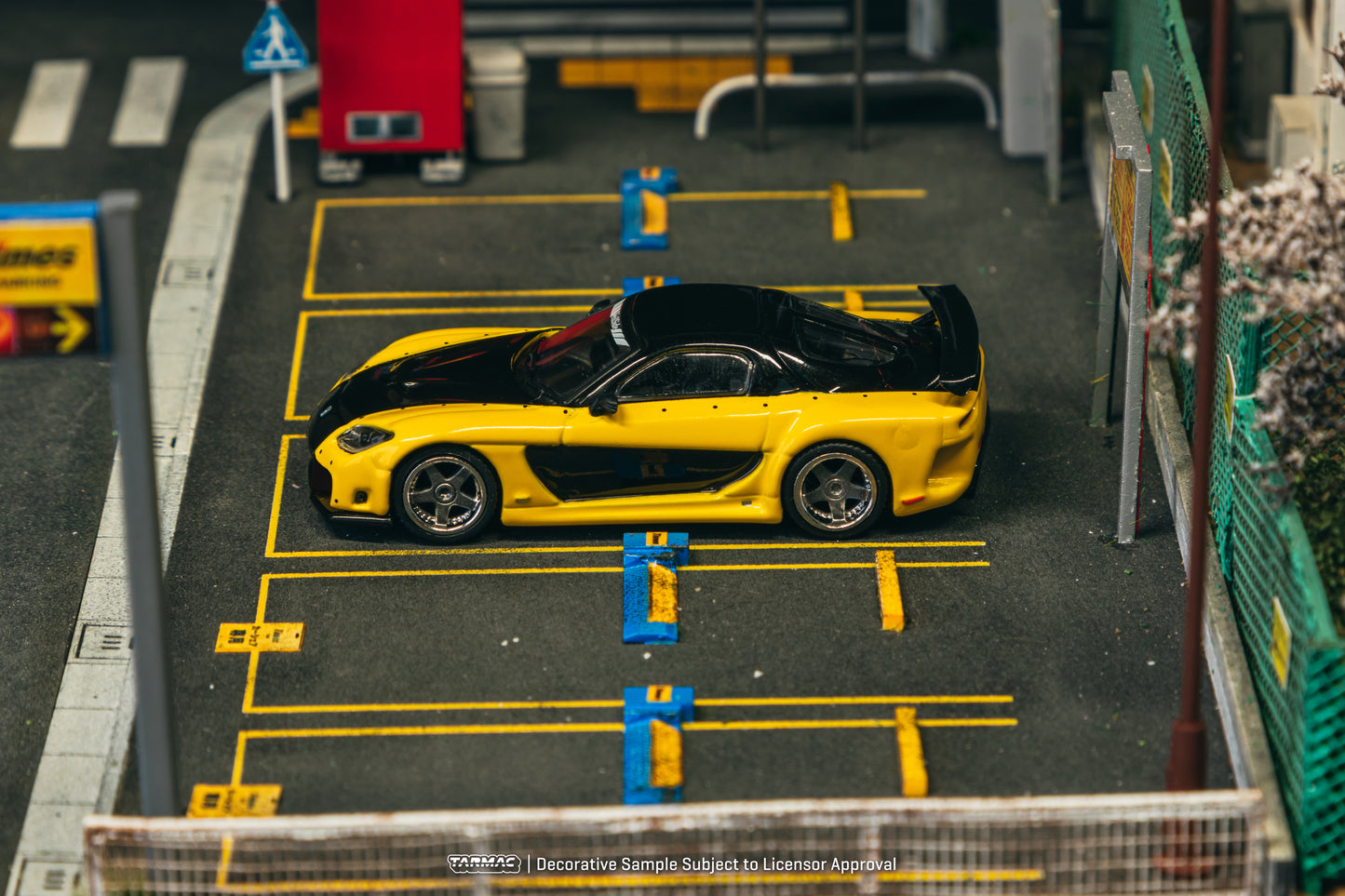 **PRE ORDER** Tarmac Works Mazda RX-7 Veilside Fortune 7 - Yellow / Black
