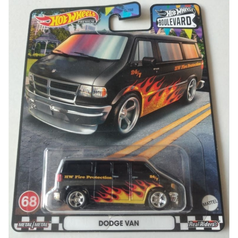 Hot Wheels Premium Boulevard #68 - Dodge Van
