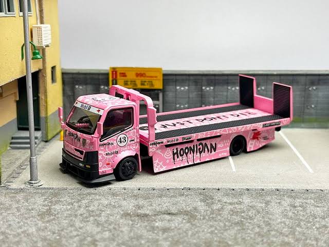 Micro Turbo Custom Box Truck Hoonipigasus Ken Block Livery - Pink