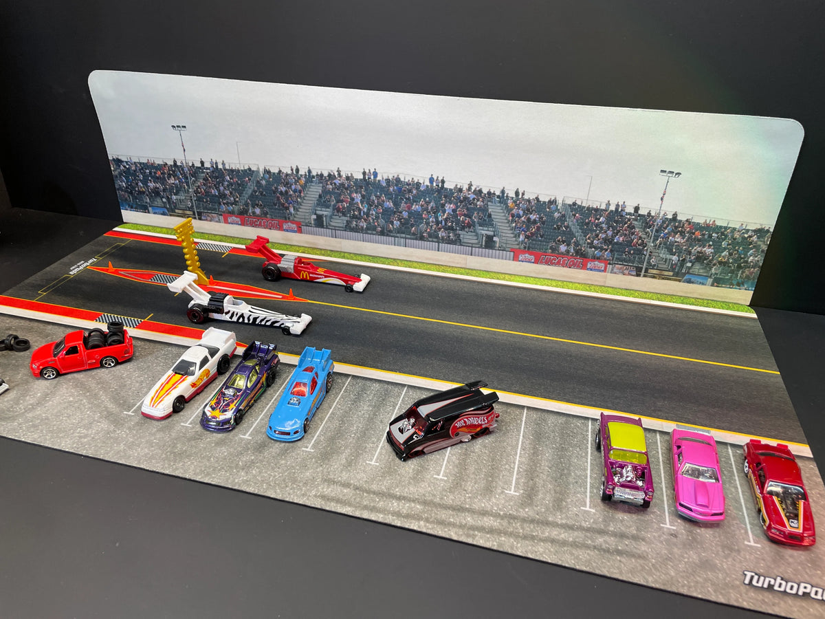 Drag Racing Track With Paper TurboPads Drag Strip Desktop Diorama Mat – Redline Diecast