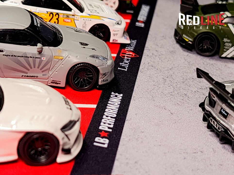 Dream Customs Small Desktop Diorama Mat - Liberty Walk Japan Showroom