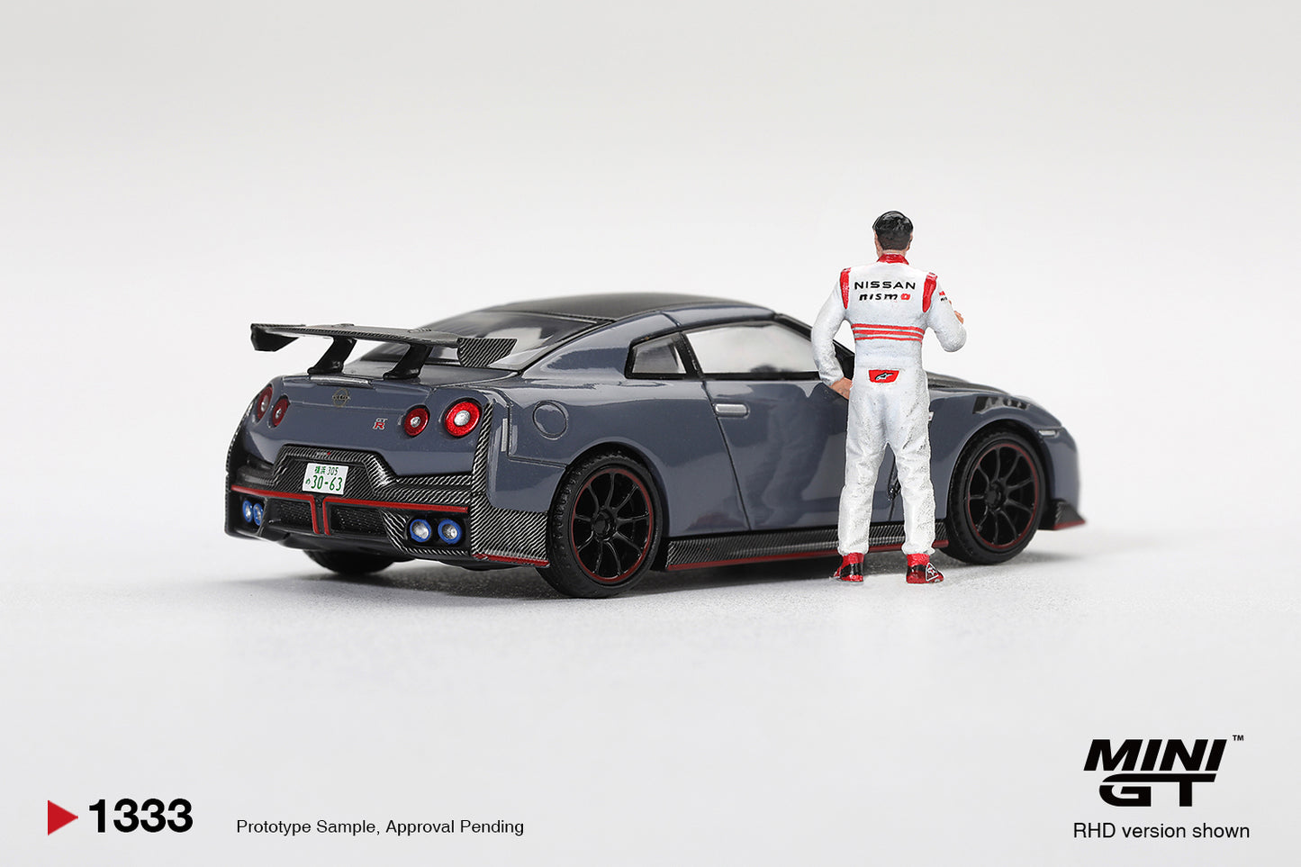 **PRE ORDER** Mini GT Nissan GT-R Nismo 2024 Tsukuba Production Car Lap Record W/ Matsuda Figure Tsugio Matsuda Collection MGT01333