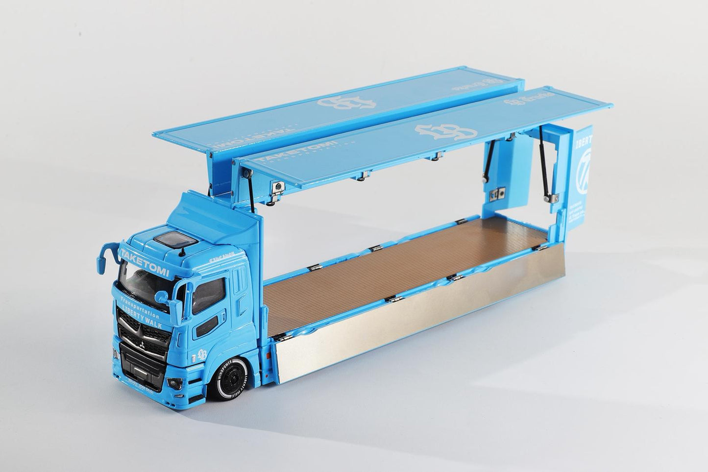 **PRE ORDER** GCD 1:64 Liberty Walk LB-Trucks Mitsubishi Fuso Super Great Transporter LBWK Skyblue - Liberty Walk Japan Store Exclusive