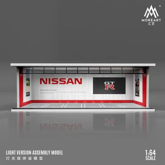 MoreArt Diorama Nissan GTR Garage